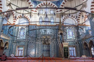 Cerámica azul de Iznik en la mezquita de Rüstem Pasha